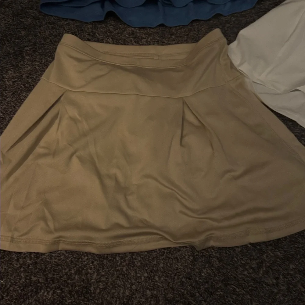 Set of three skort  Skirt Set - Blue, White, and Tan- never worn!!! - Picture 2 of 8